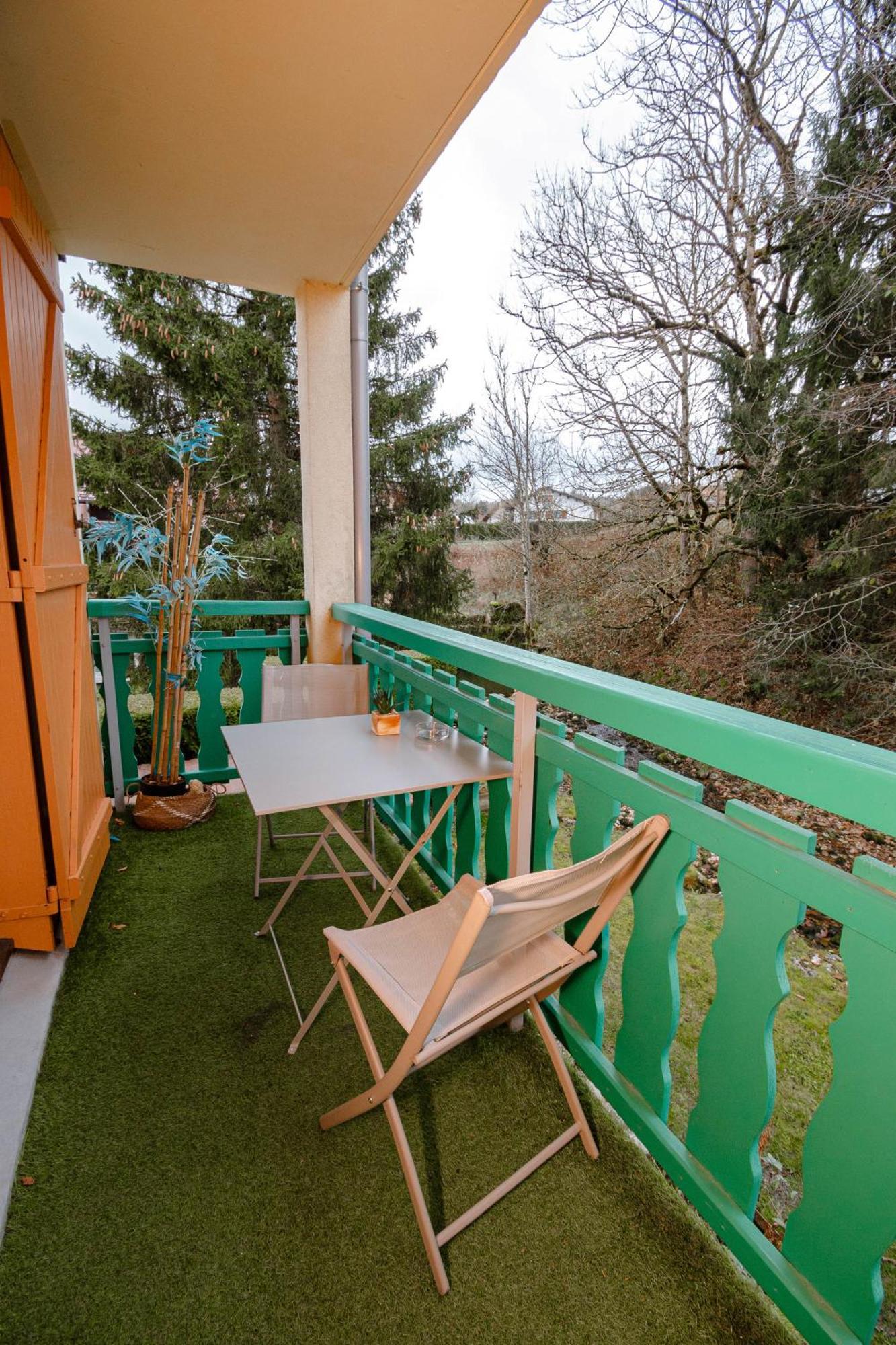 Escapade Au Calme De La Riviere Apartment เมตาบิเย ภายนอก รูปภาพ